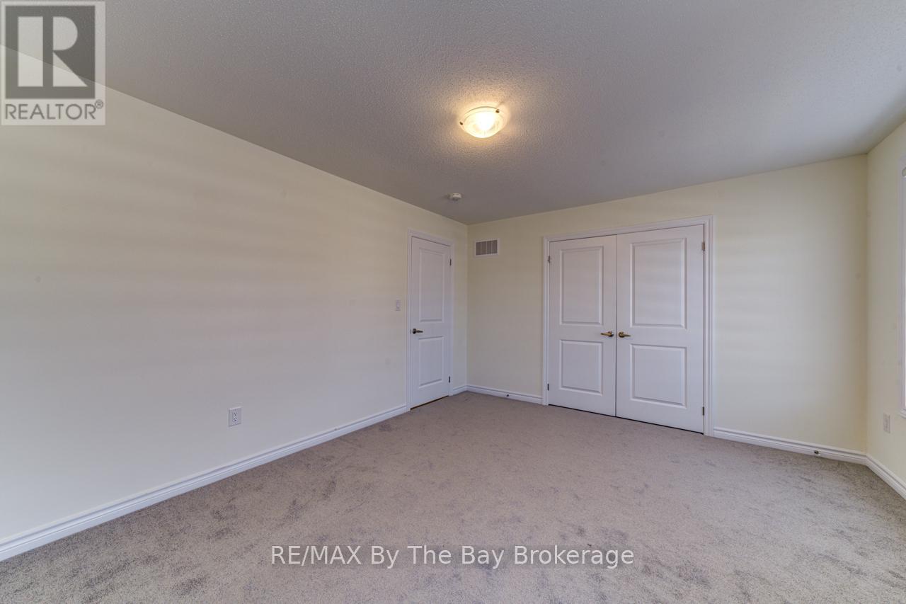 163 Rosanne Circle, Wasaga Beach, Ontario  L9Z 0N1 - Photo 42 - S12358314