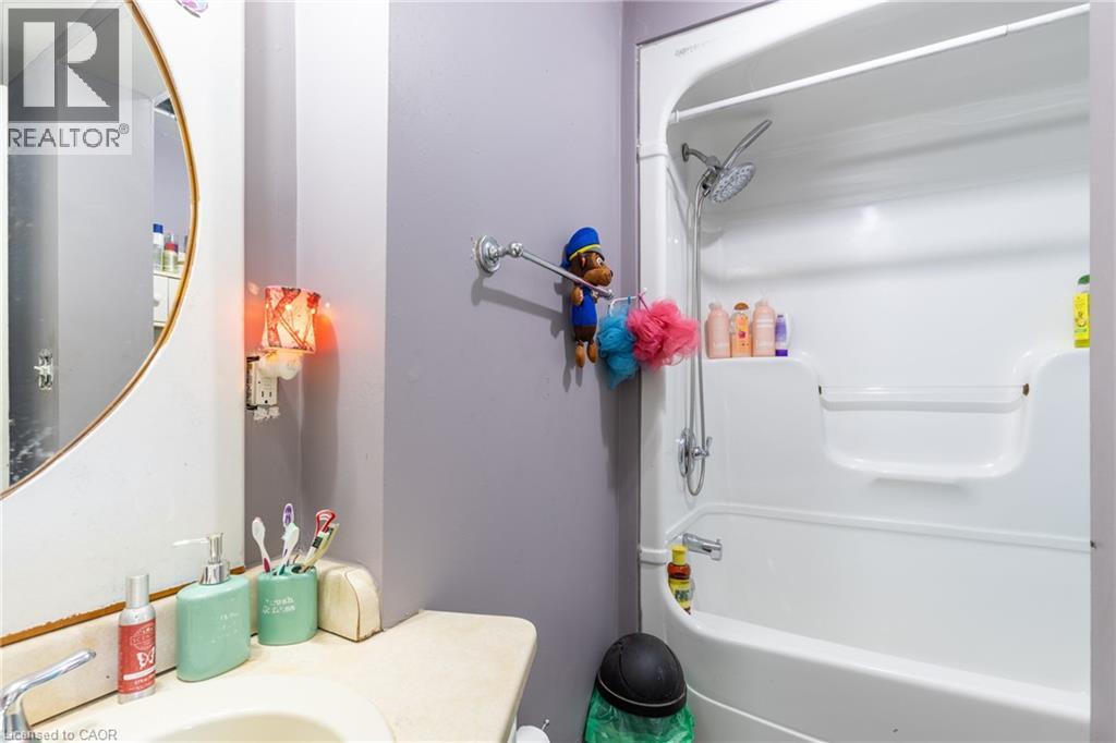 48 Sovereen Street, Delhi, Ontario  N4B 1L5 - Photo 6 - 40761158