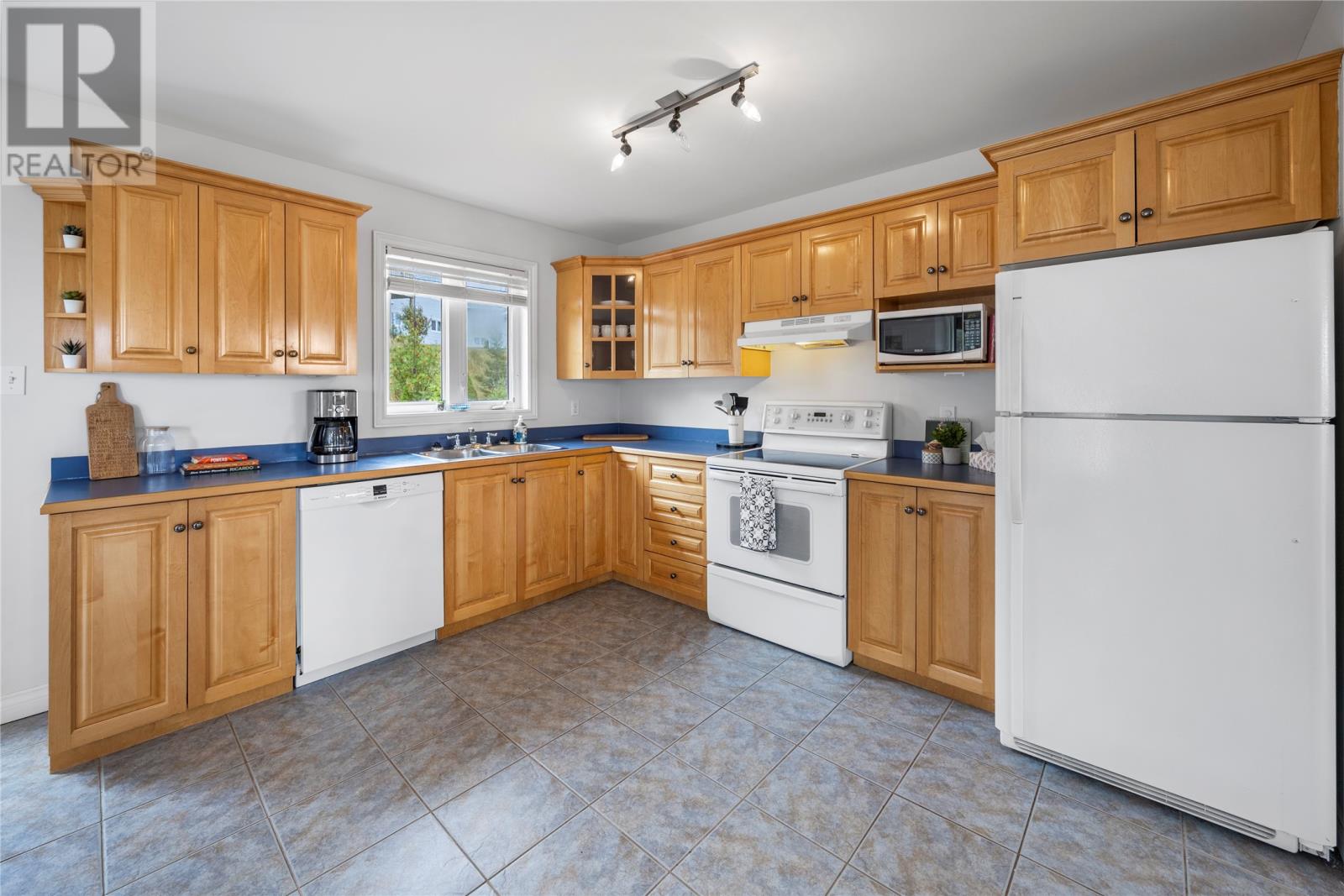 38 Motion Lane, Torbay, Newfoundland & Labrador  A1K 1A7 - Photo 14 - 1289109