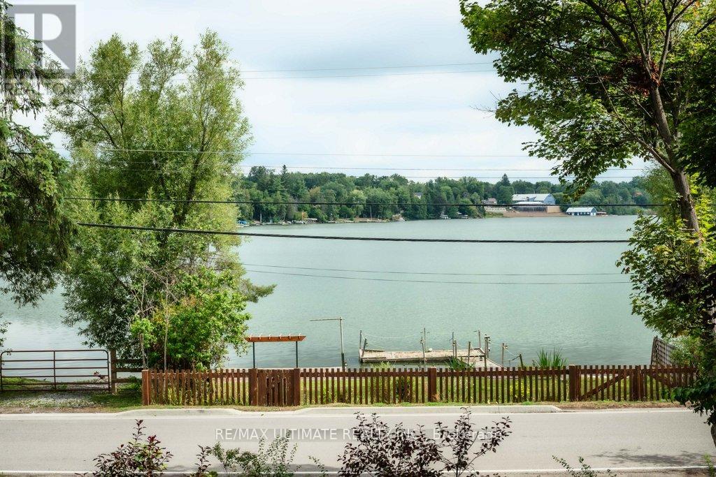 5737 Lakeshore Road, Whitchurch-Stouffville, Ontario  L4A 7X3 - Photo 17 - N12358301