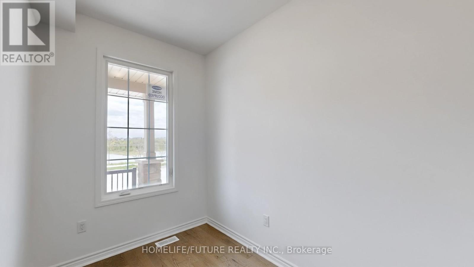 338 Marigold Court, Milton, Ontario  L9E 2B9 - Photo 15 - W12358303