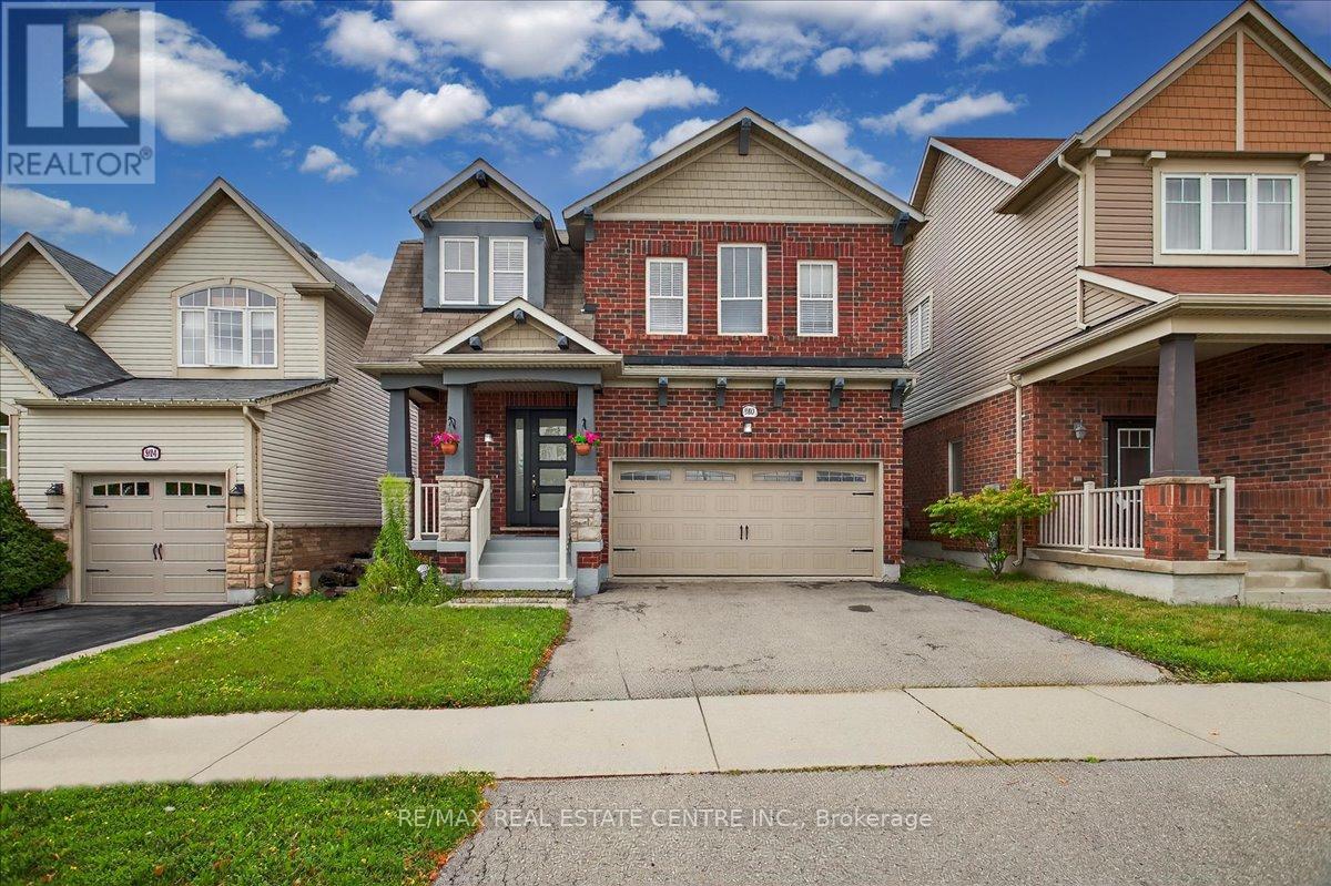 980 Clark Boulevard, Milton, Ontario  L9T 6P6 - Photo 1 - W12358309