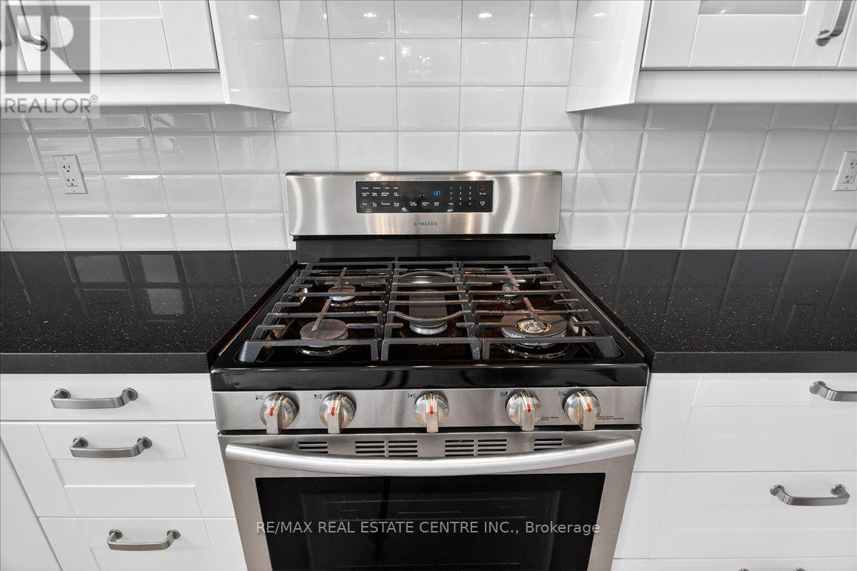 980 Clark Boulevard, Milton, Ontario  L9T 6P6 - Photo 12 - W12358309