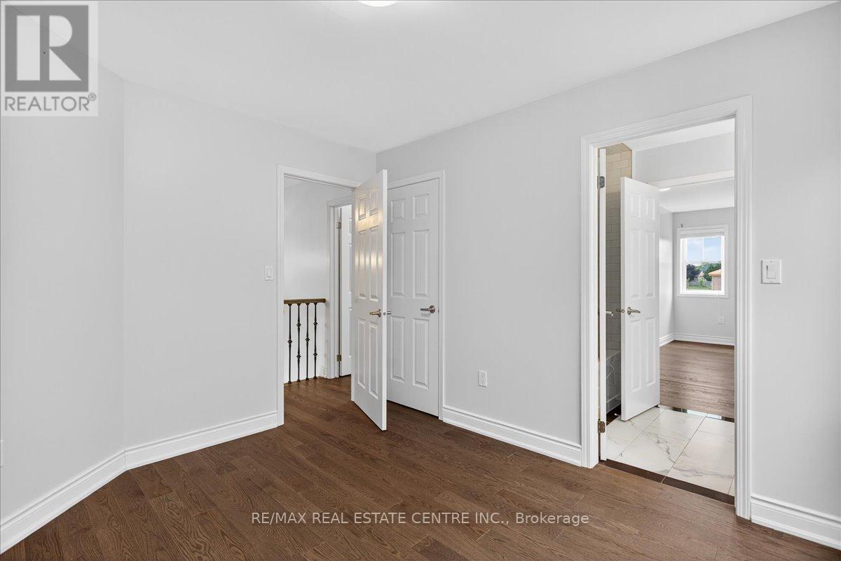 980 Clark Boulevard, Milton, Ontario  L9T 6P6 - Photo 29 - W12358309