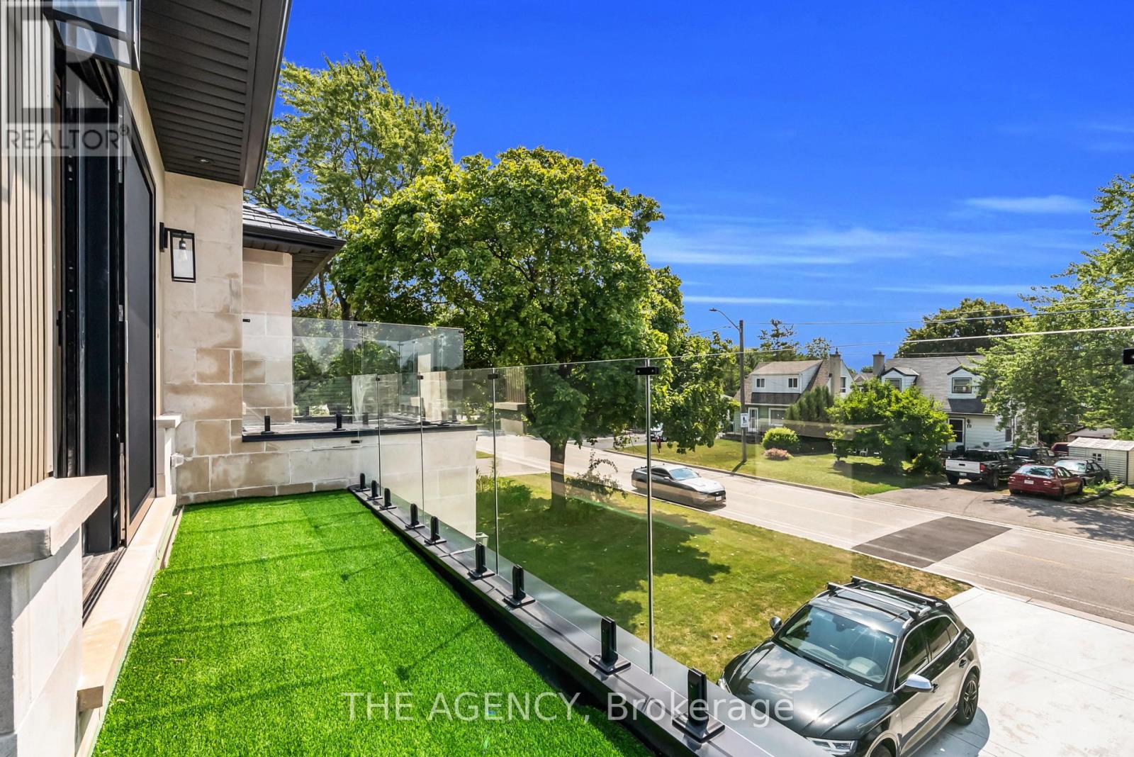 9 Earl Street, Mississauga, Ontario  L5M 1N6 - Photo 32 - W12358317