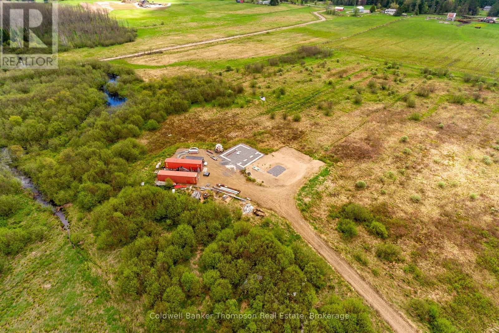 30 Rowanwood Road, Huntsville, Ontario  P0B 1M0 - Photo 16 - X12358341
