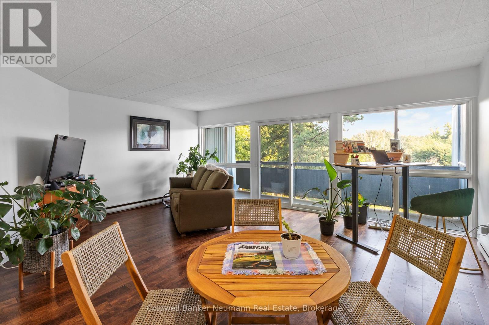 301 - 105 Conroy Crescent, Guelph (Dovercliffe Park/old University), Ontario  N1G 2V5 - Photo 9 - X12358346