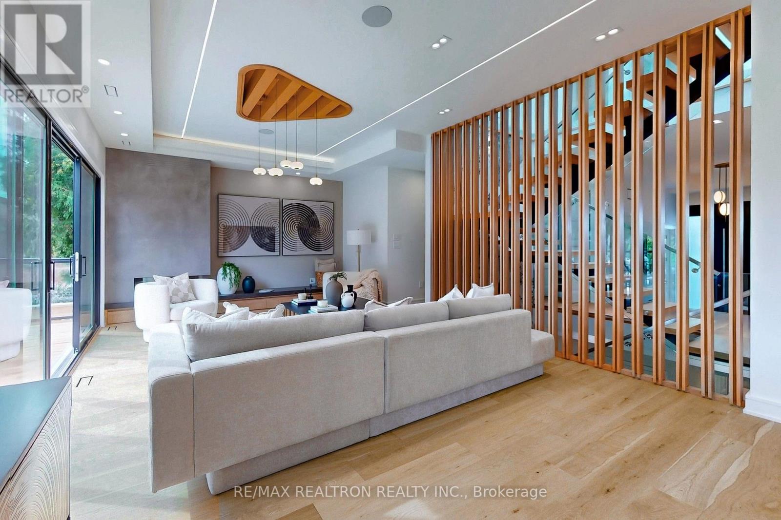 103 Bevdale Road, Toronto, Ontario  M2R 1L8 - Photo 24 - C12358336