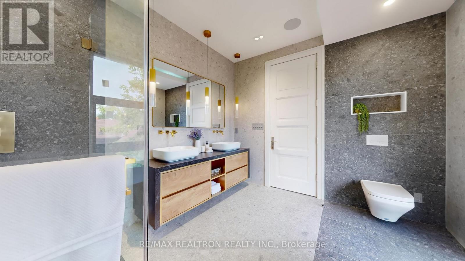 103 Bevdale Road, Toronto, Ontario  M2R 1L8 - Photo 36 - C12358336