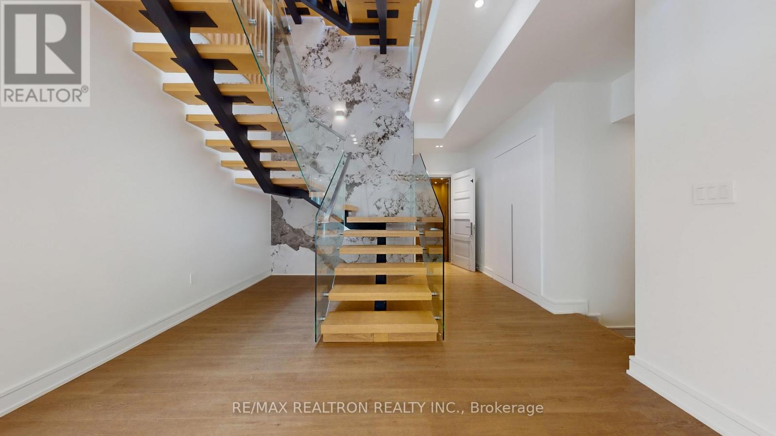 103 Bevdale Road, Toronto, Ontario  M2R 1L8 - Photo 39 - C12358336
