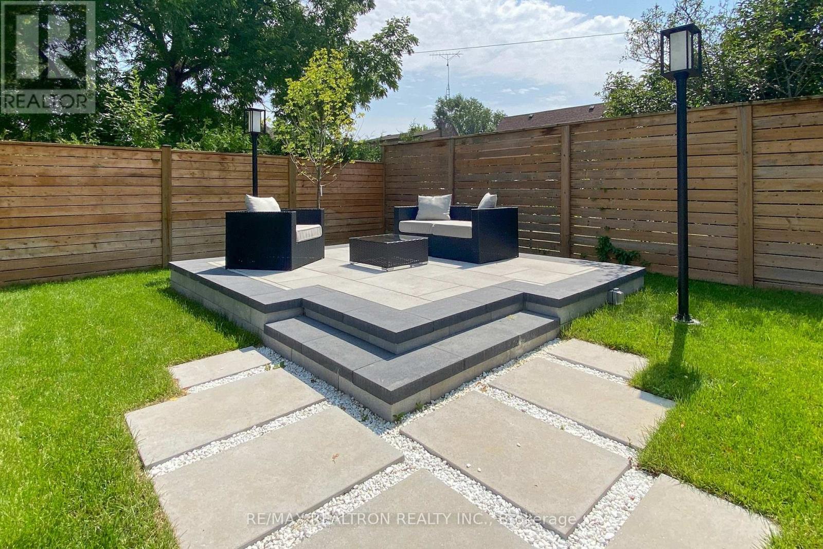 103 Bevdale Road, Toronto, Ontario  M2R 1L8 - Photo 47 - C12358336