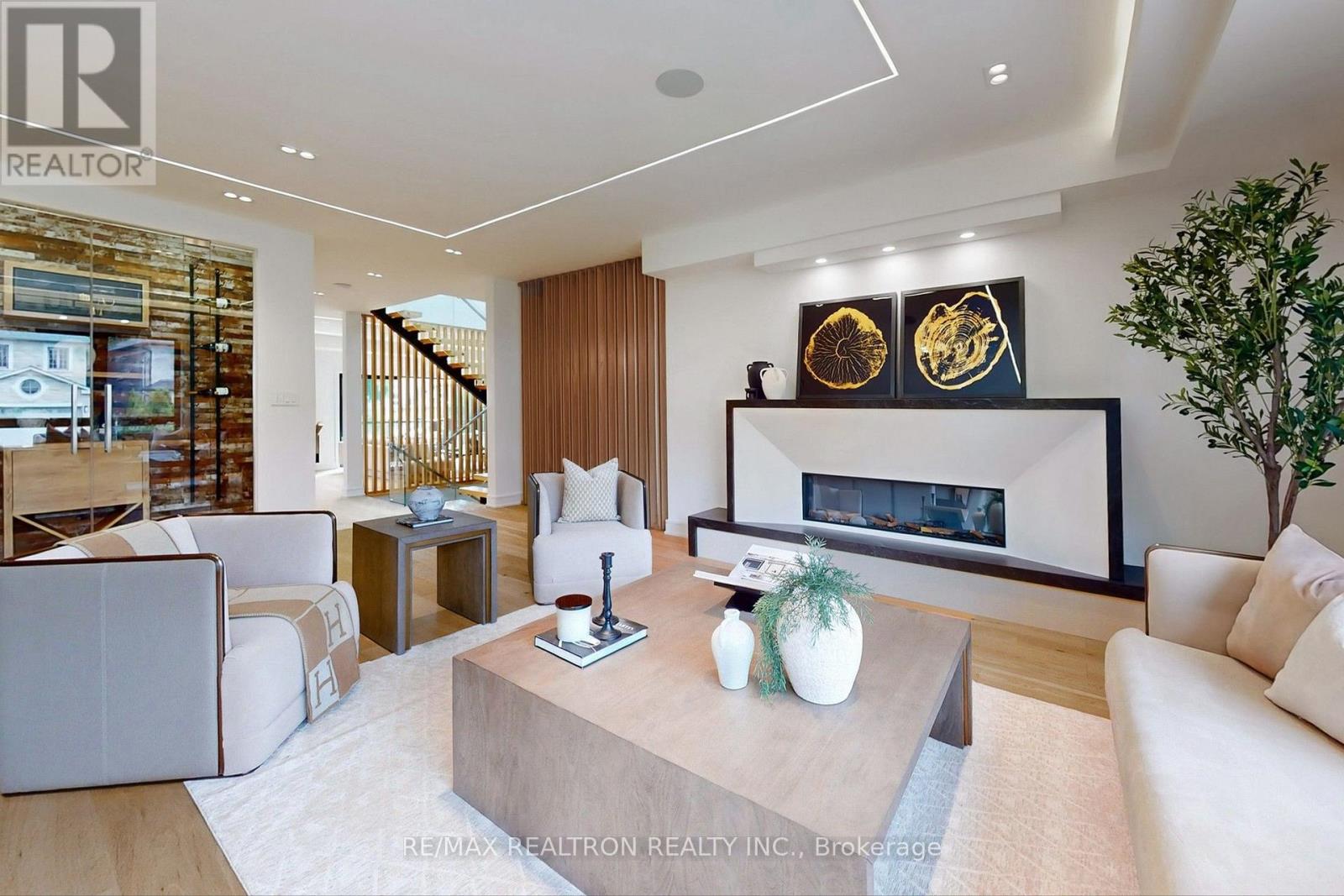Property at 103 BEVDALE ROAD image 5
