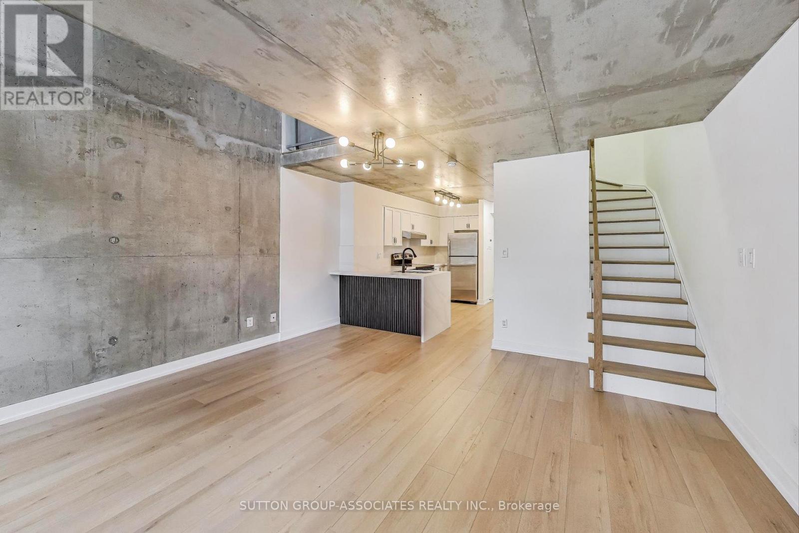 213 - 1029 King Street W, Toronto (Niagara), Ontario  M6K 3M9 - Photo 4 - C12358348