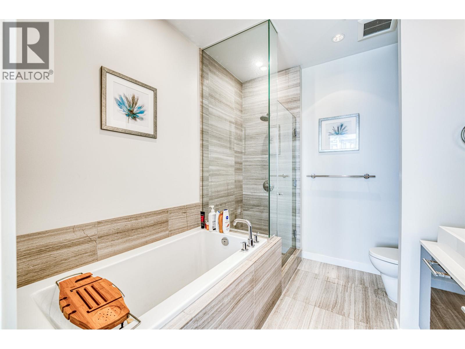 308 5199 Brighouse Way, Richmond, British Columbia  V7C 0A7 - Photo 12 - R3038197