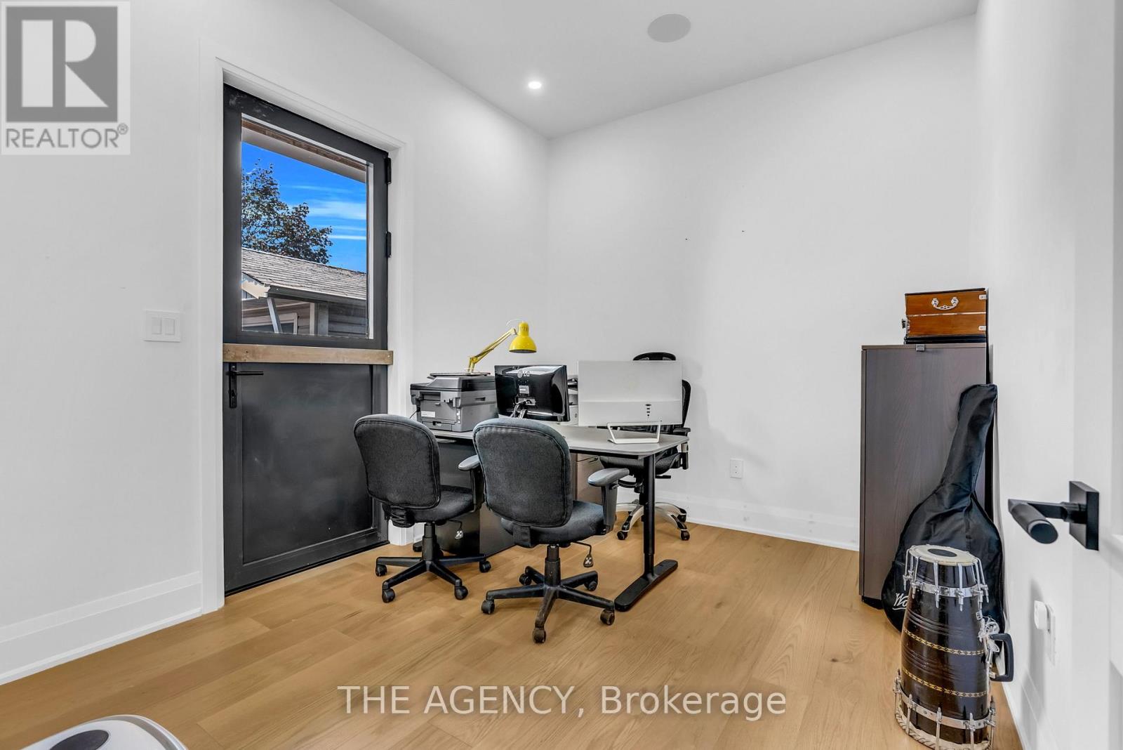 9 Earl Street, Mississauga, Ontario  L5M 1N6 - Photo 21 - W12358317