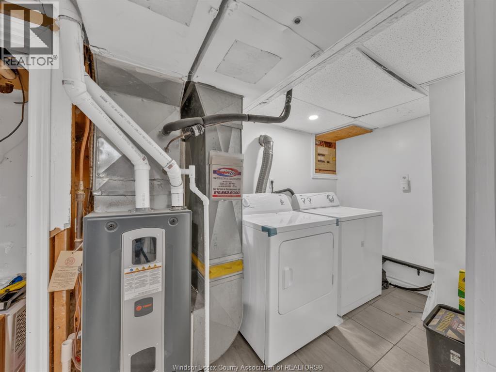 417 Bridge, Windsor, Ontario  N9B 2M3 - Photo 14 - 25021291