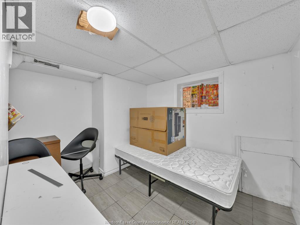 417 Bridge, Windsor, Ontario  N9B 2M3 - Photo 16 - 25021291