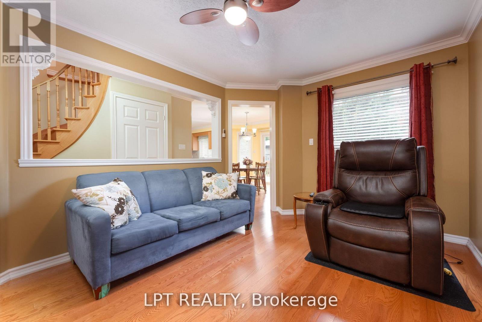 25 Dunnett Drive, Barrie, Ontario  L4N 0J7 - Photo 10 - S12358337