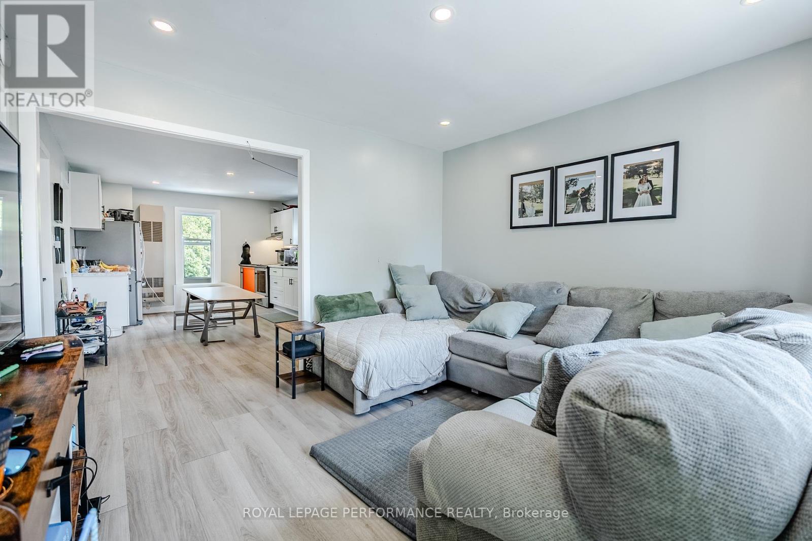 12-14 - 12 Leonia Street, Cornwall, Ontario  K6H 5L6 - Photo 15 - X12358370