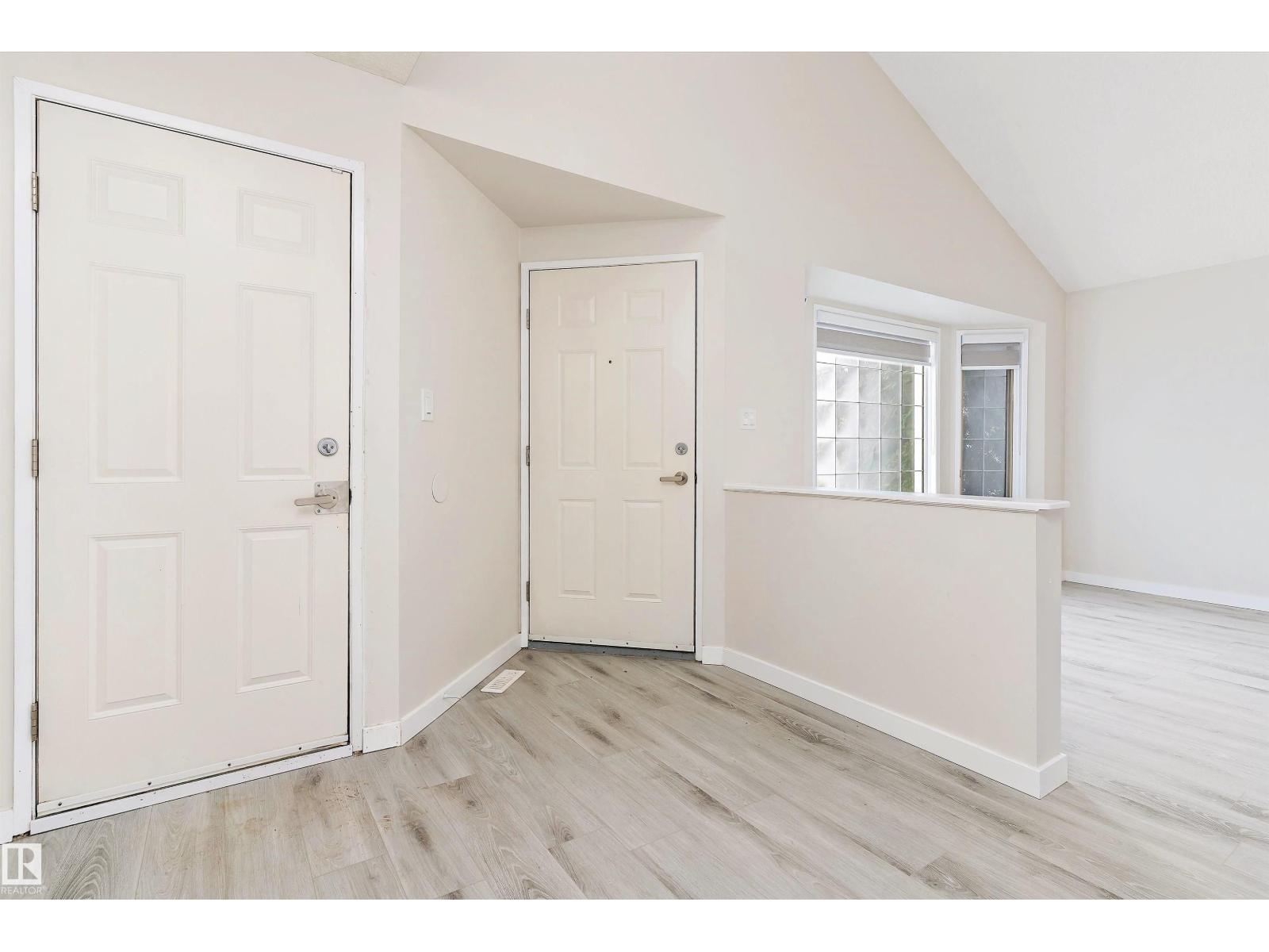 Property at 12828 144 AV NW image 5