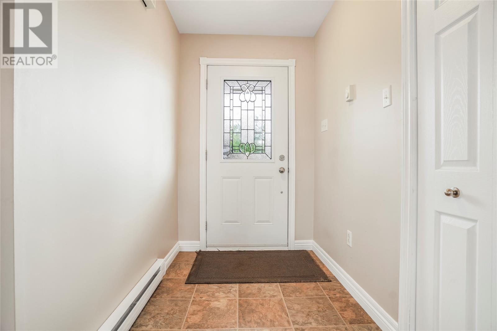 Property at 7 Leisure Lane image 2