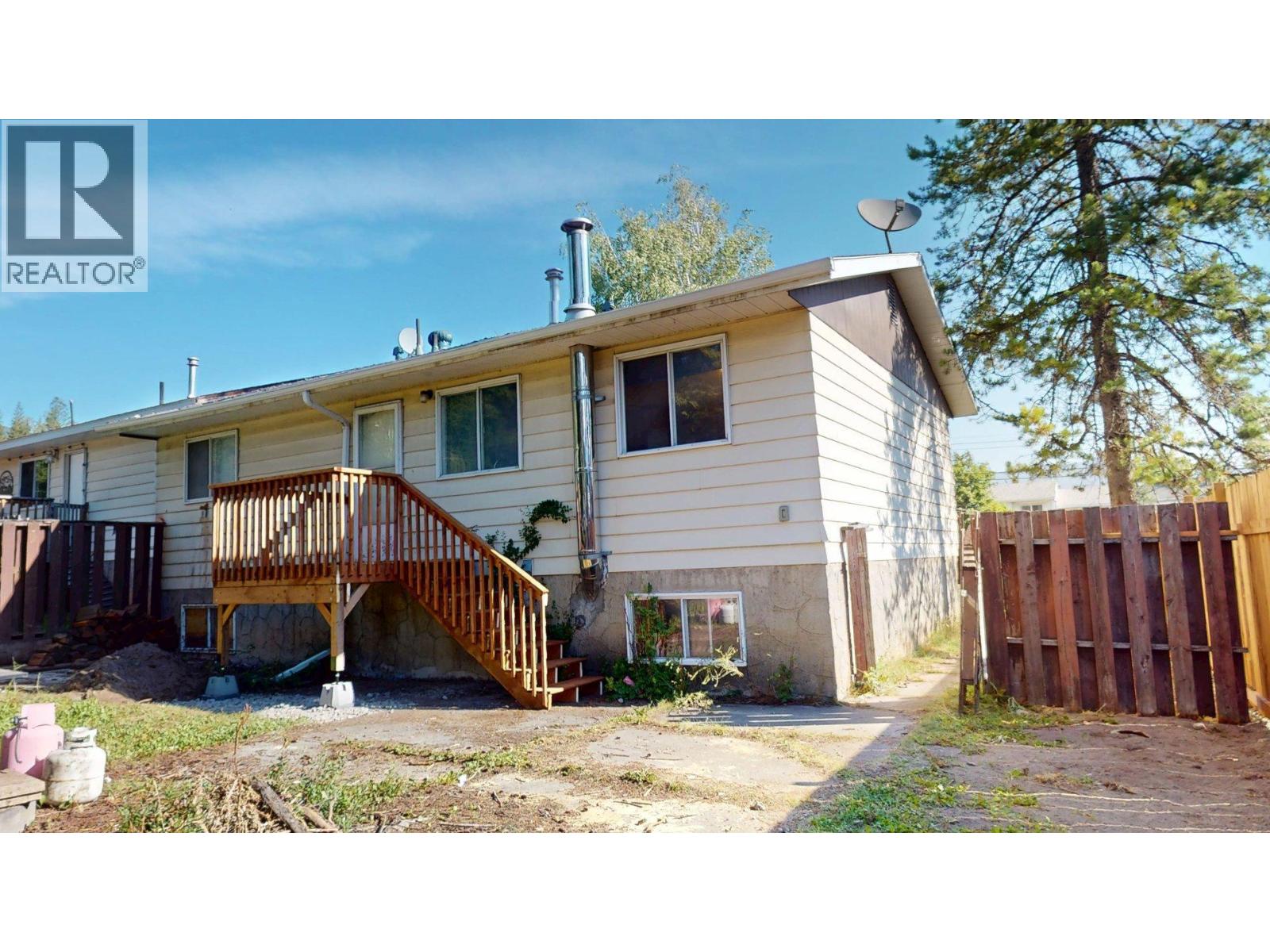 2016 Alder Street, Elkford, British Columbia  V0B 1H0 - Photo 30 - 10358055