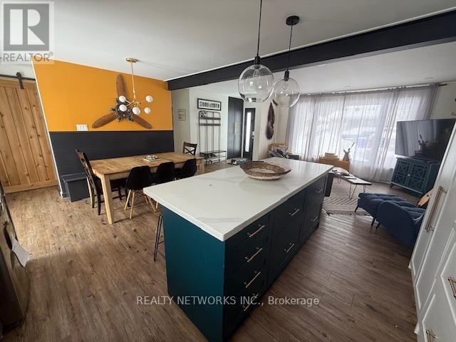 Property at 604 CEDAR STREET N image 5