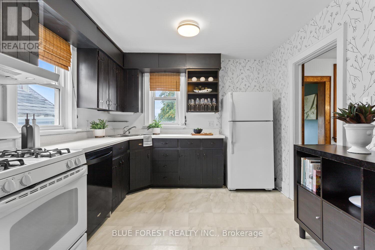 7 Balmoral Avenue, London East, Ontario  N5Y 2K9 - Photo 11 - X12358397