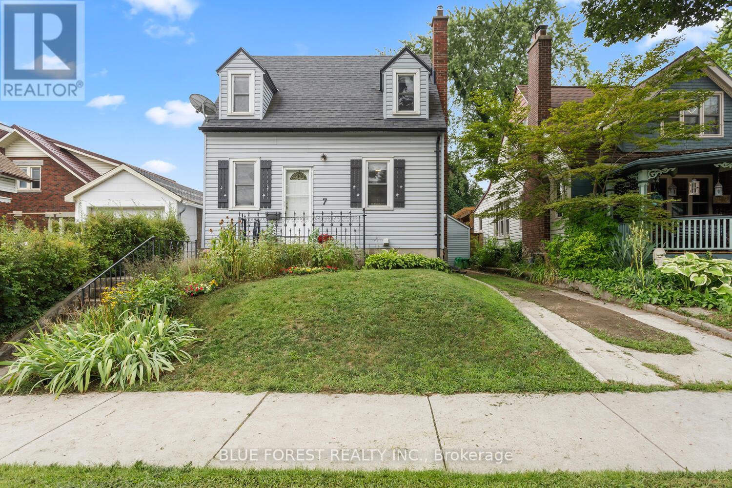 7 Balmoral Avenue, London East, Ontario  N5Y 2K9 - Photo 2 - X12358397