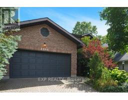 2106 LAMIRA STREET, Ottawa, Ontario