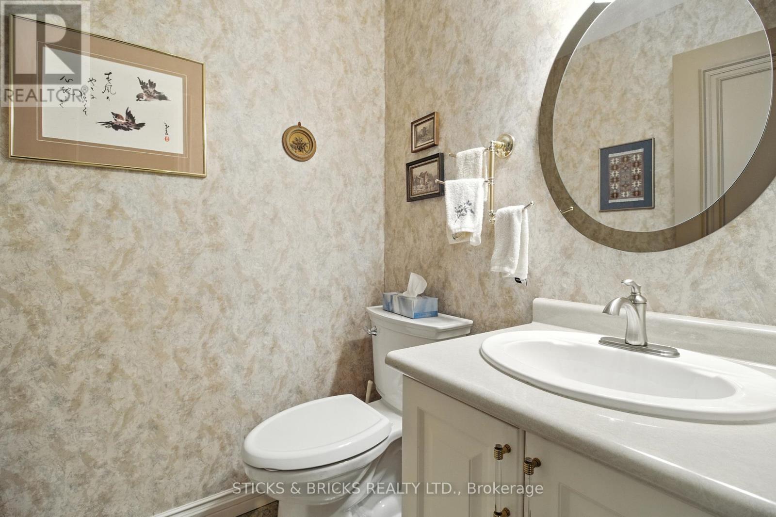 16 - 4667 Portage Road W, Niagara Falls, Ontario  L2E 6A9 - Photo 17 - X12272763