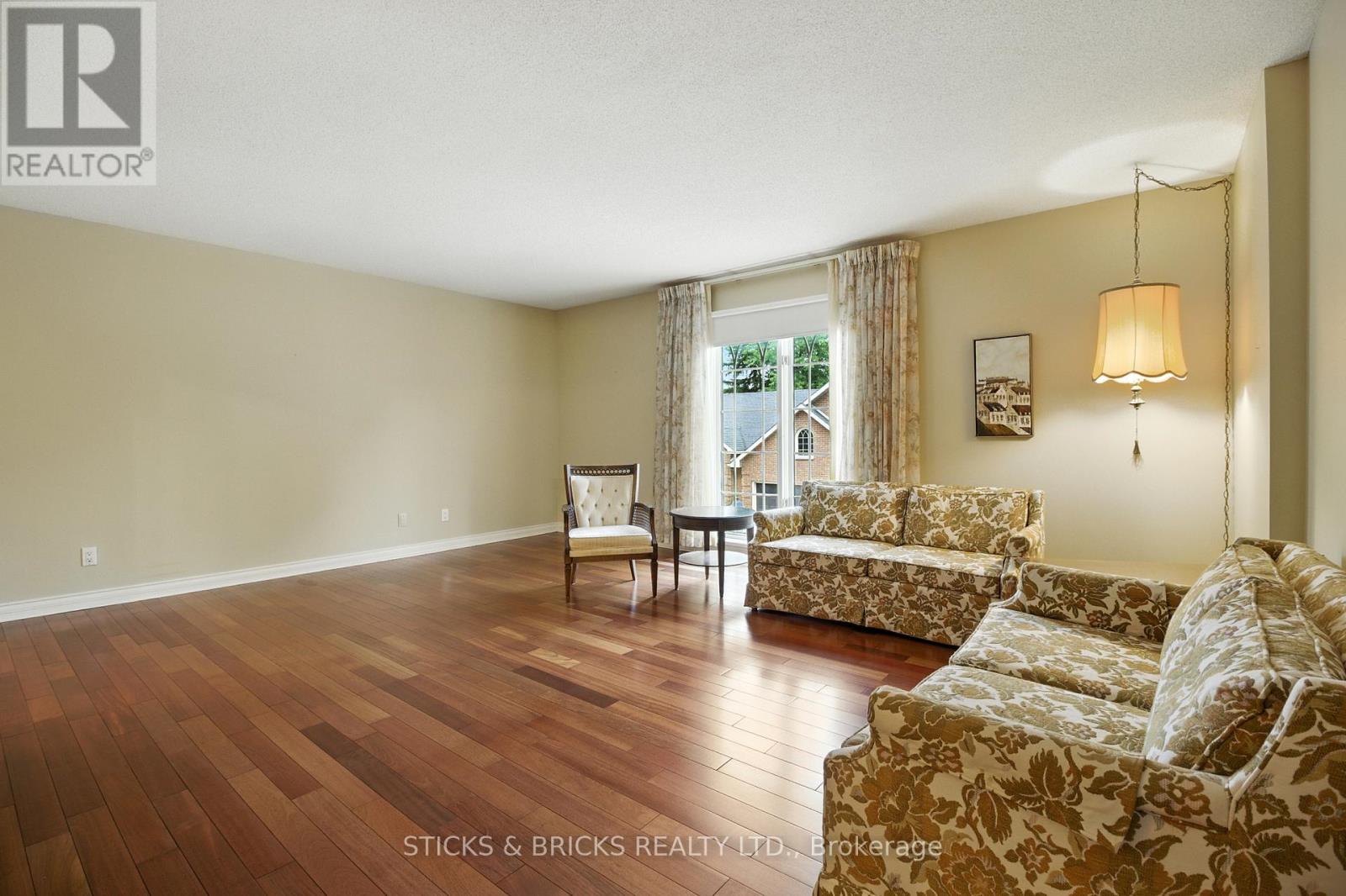 16 - 4667 Portage Road W, Niagara Falls, Ontario  L2E 6A9 - Photo 20 - X12272763