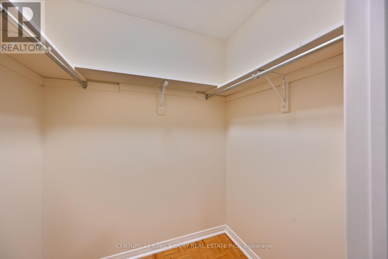 5500 Turney Drive, Mississauga, Ontario  L5M 4Y8 - Photo 23 - W12358132
