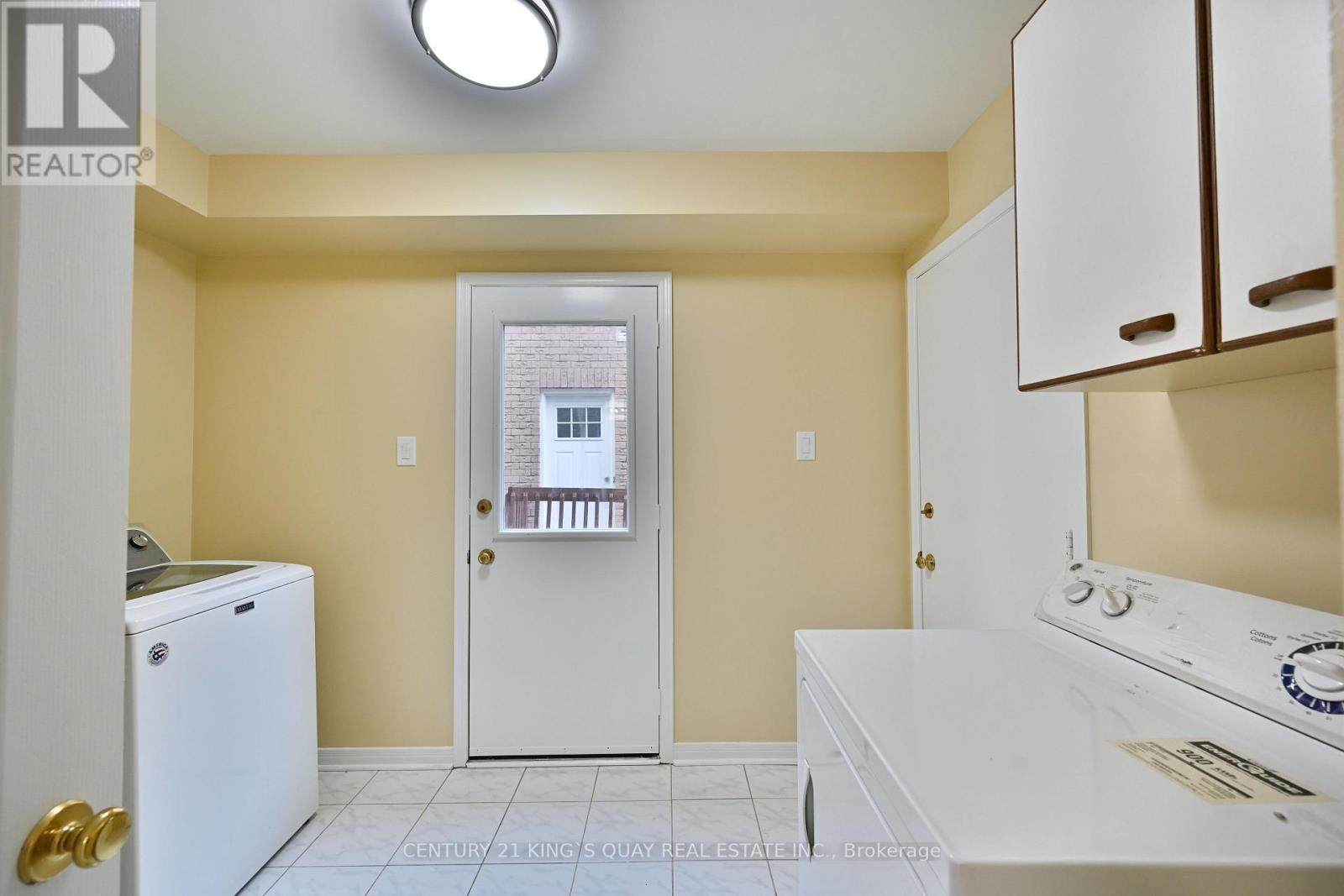 5500 Turney Drive, Mississauga, Ontario  L5M 4Y8 - Photo 16 - W12358132