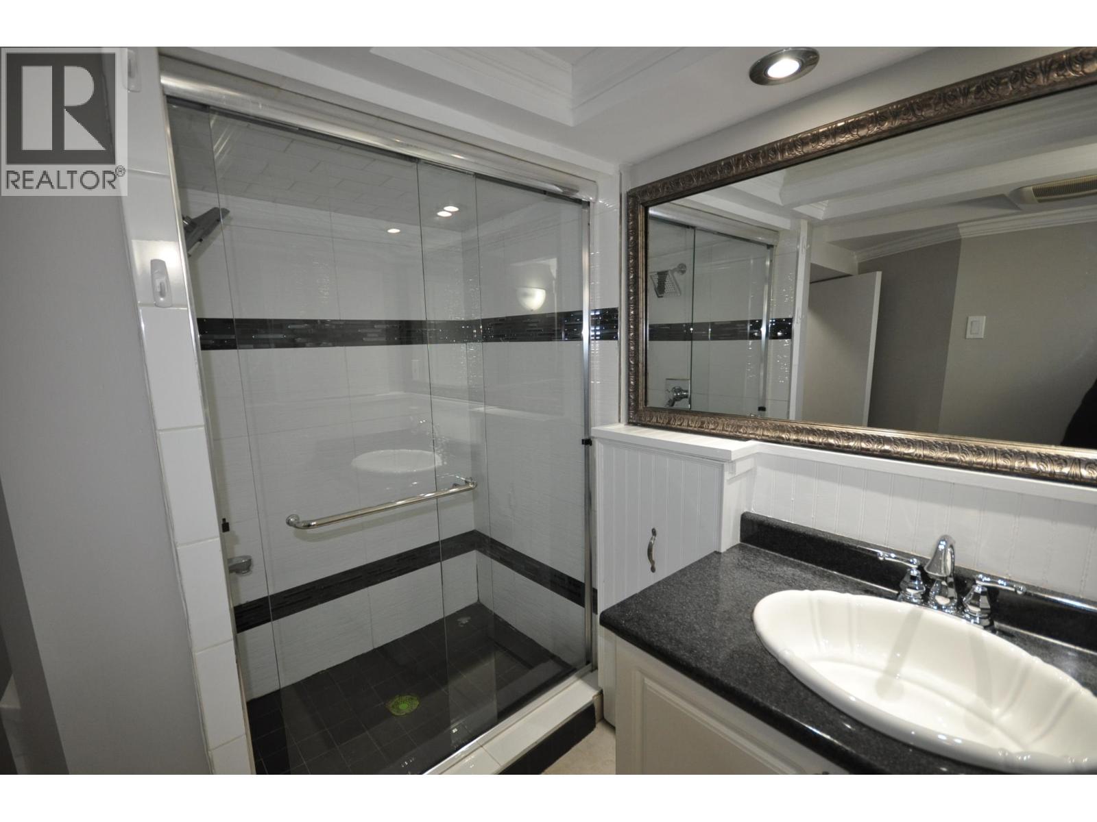 7828 Prince A, Vancouver, British Columbia  V3N 3C1 - Photo 7 - R3039592