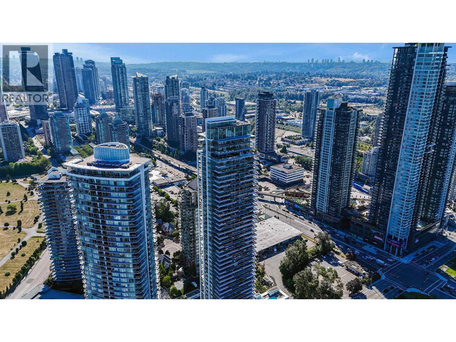 4402 1888 GILMORE AVENUE, Burnaby, British Columbia