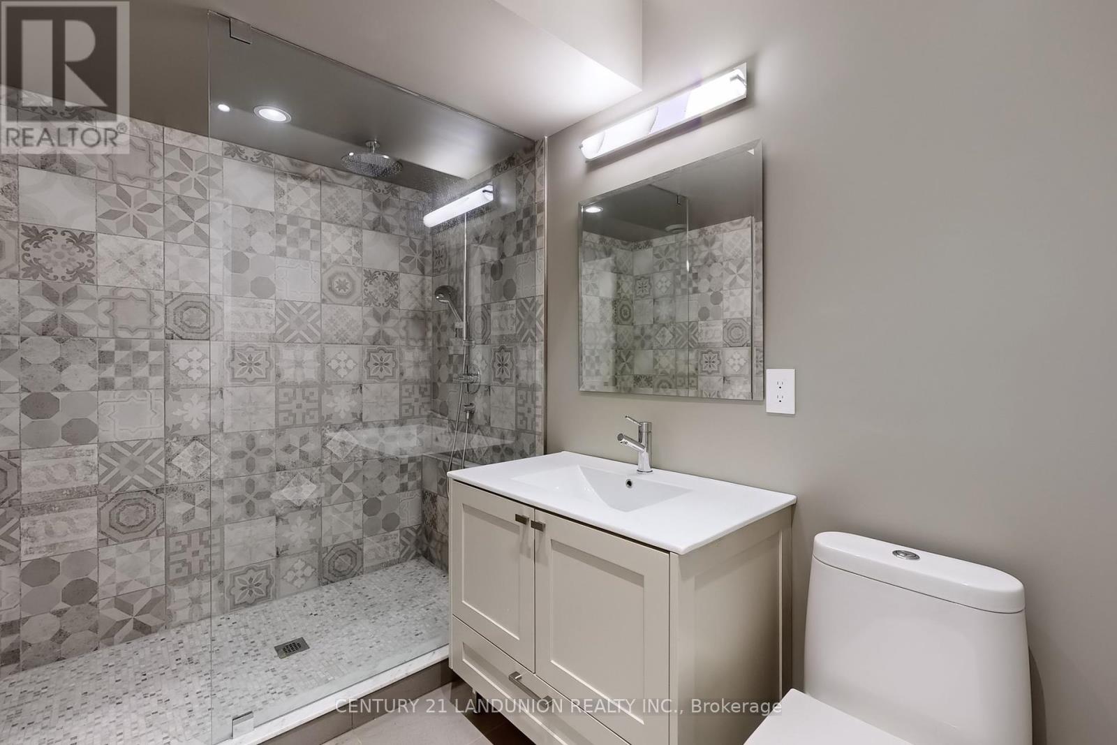 46 Elmsthorpe Avenue, Toronto, Ontario  M5P 2L7 - Photo 42 - C12358403