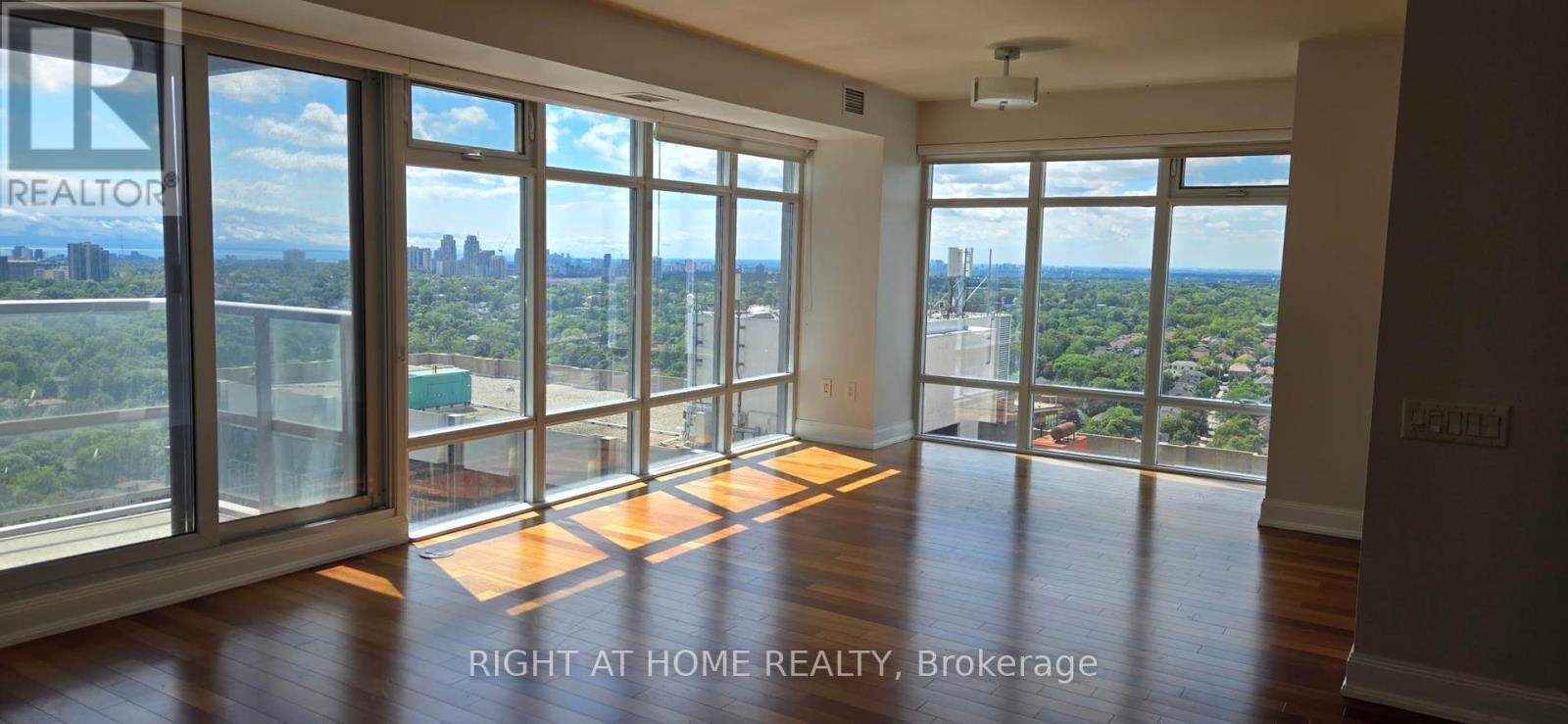 2805 - 2181 Yonge Street, Toronto, Ontario  M4S 3H7 - Photo 1 - C12358408