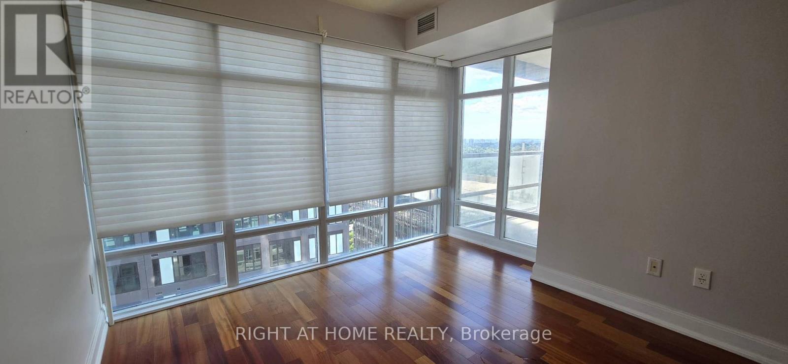 2805 - 2181 Yonge Street, Toronto, Ontario  M4S 3H7 - Photo 2 - C12358408