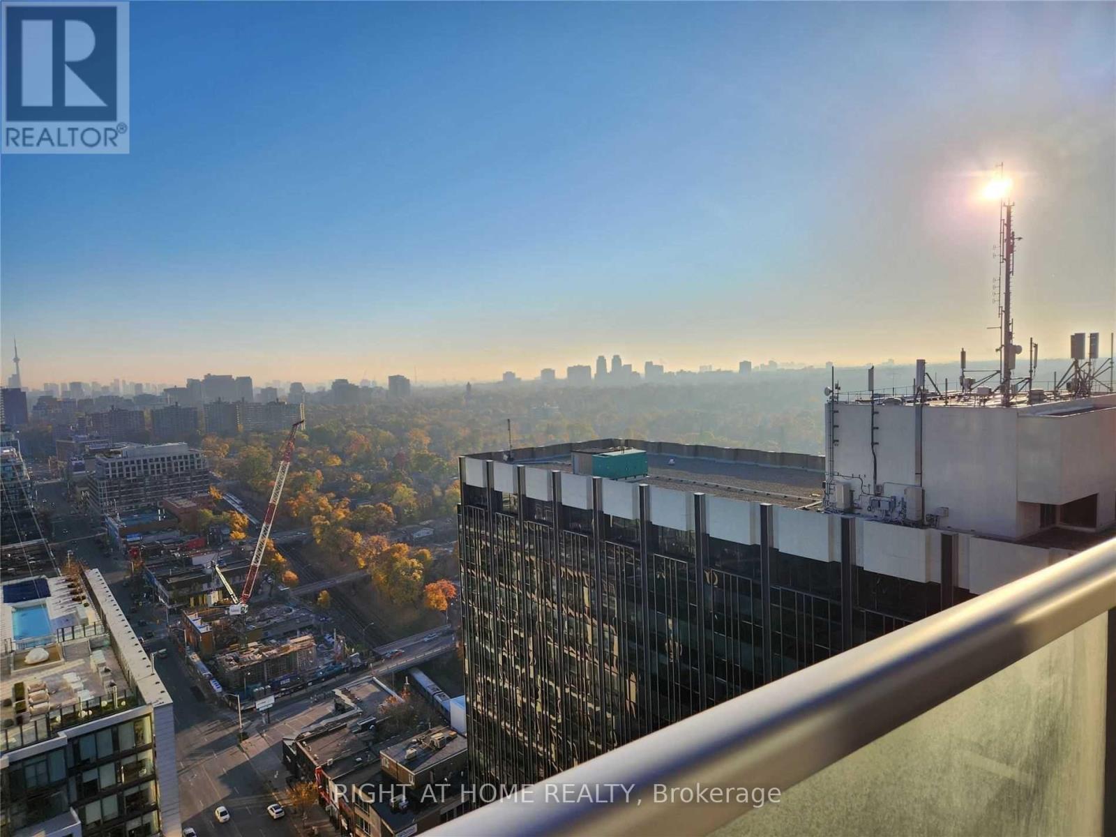 2805 - 2181 Yonge Street, Toronto, Ontario  M4S 3H7 - Photo 9 - C12358408