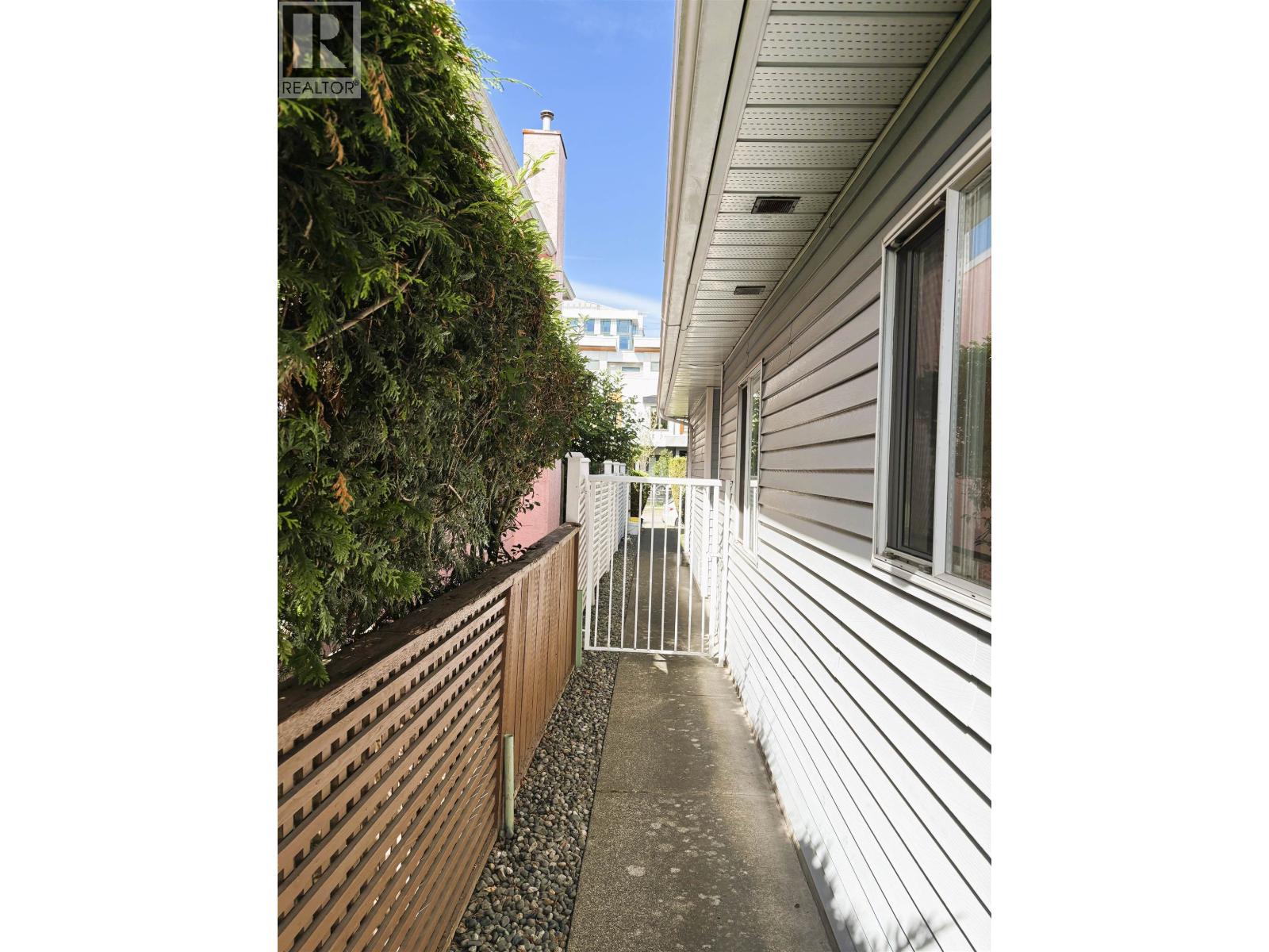 8348 French Street, Vancouver, British Columbia  V6P 4W2 - Photo 24 - R3033334