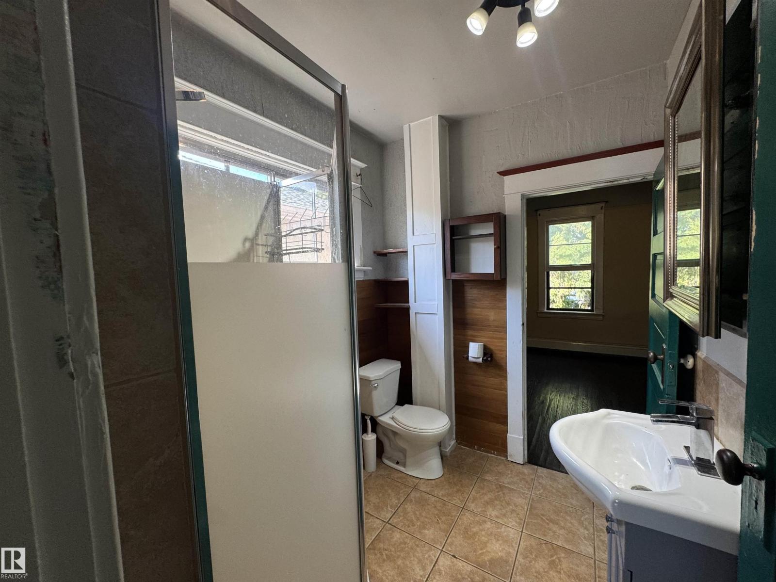 10719 74 Av Nw, Edmonton, Alberta  T6E 1G7 - Photo 10 - E4454181