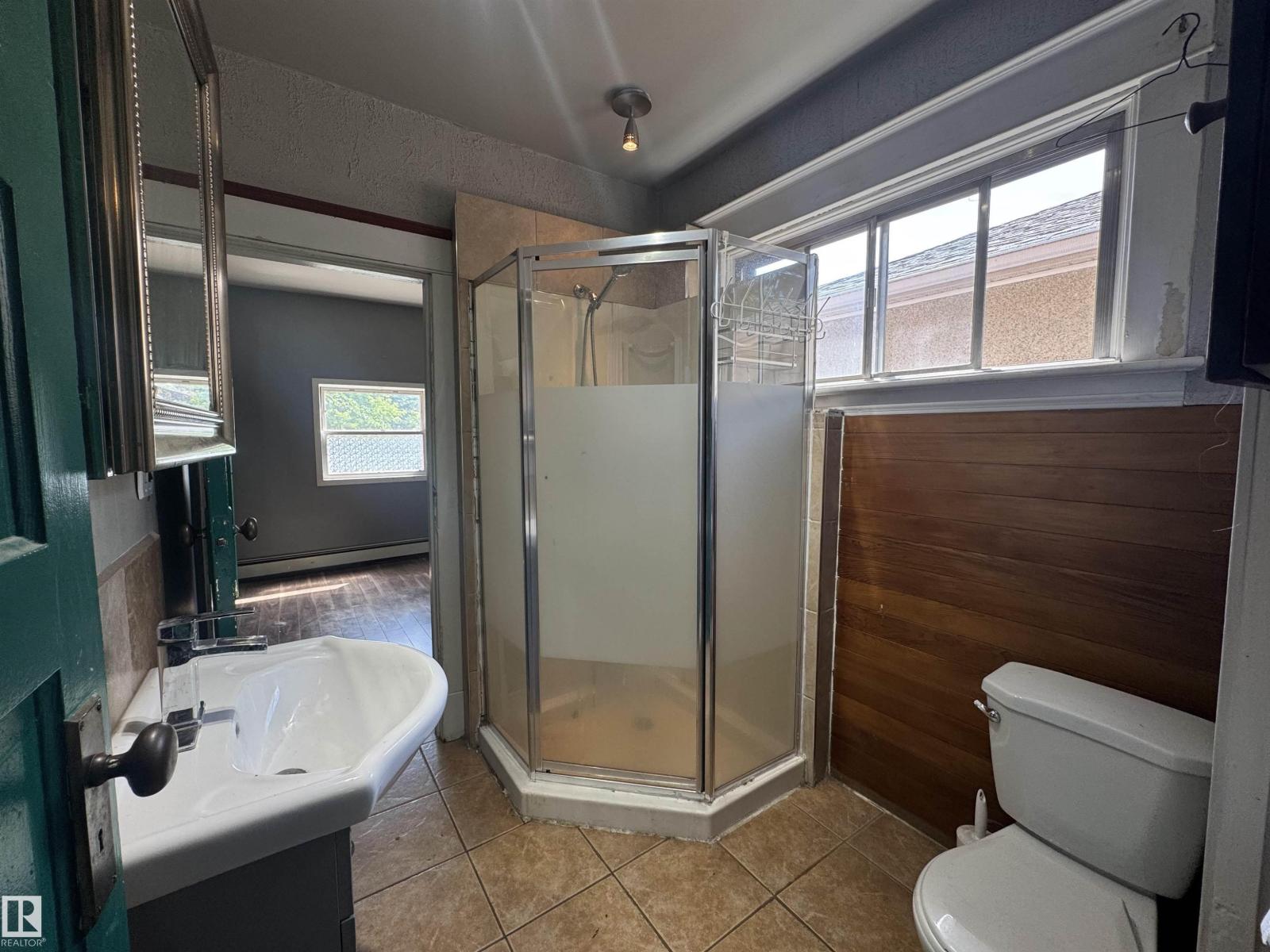 10719 74 Av Nw, Edmonton, Alberta  T6E 1G7 - Photo 9 - E4454181