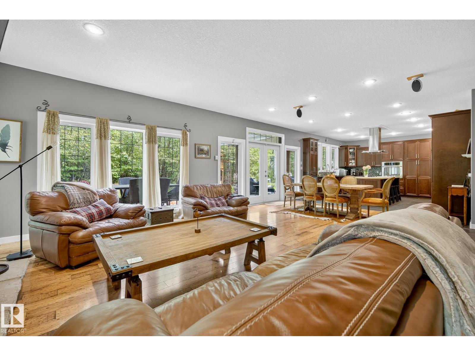 Property at #10 54129 RGE ROAD 275 image 3