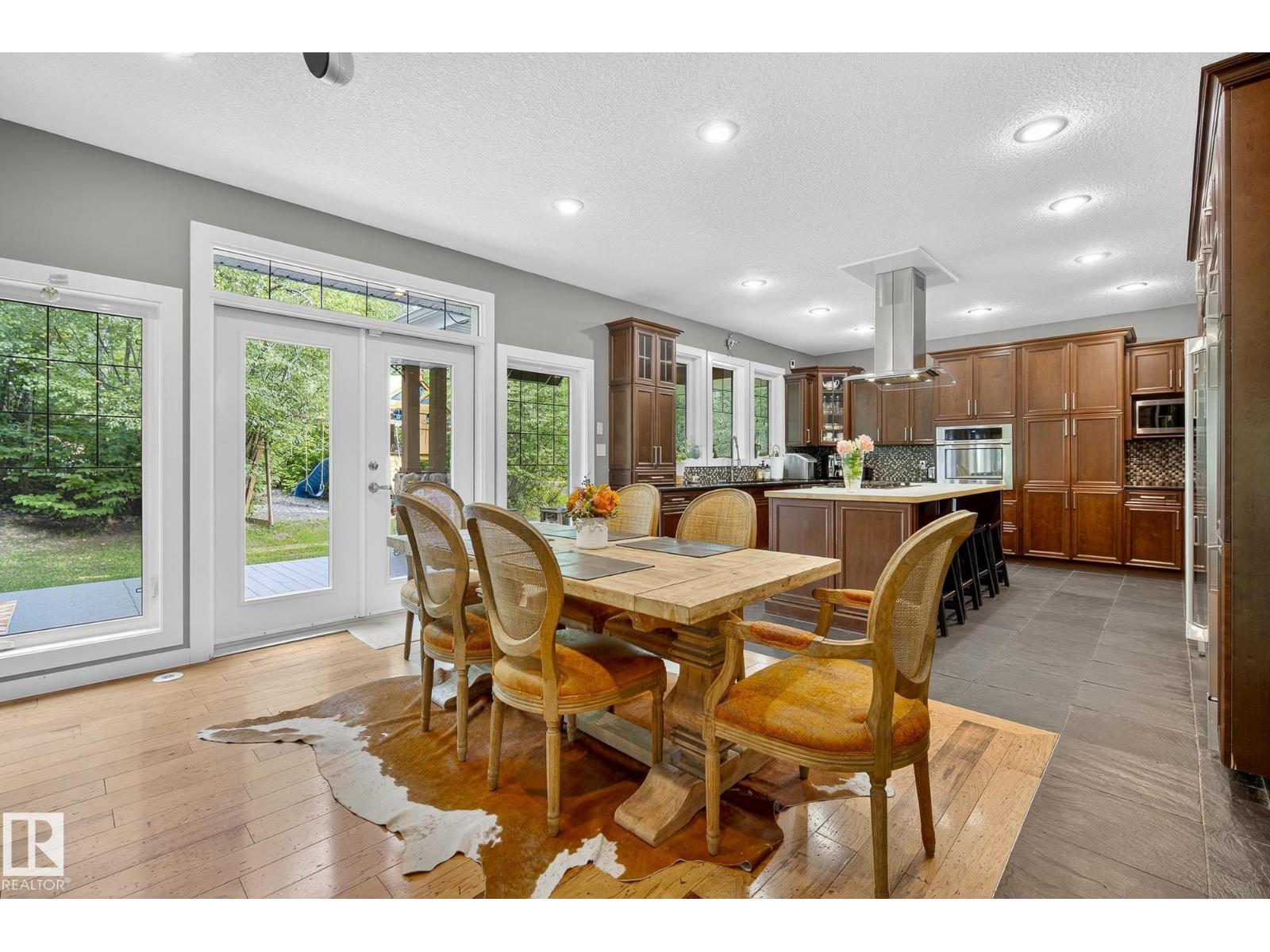 Property at #10 54129 RGE ROAD 275 image 4