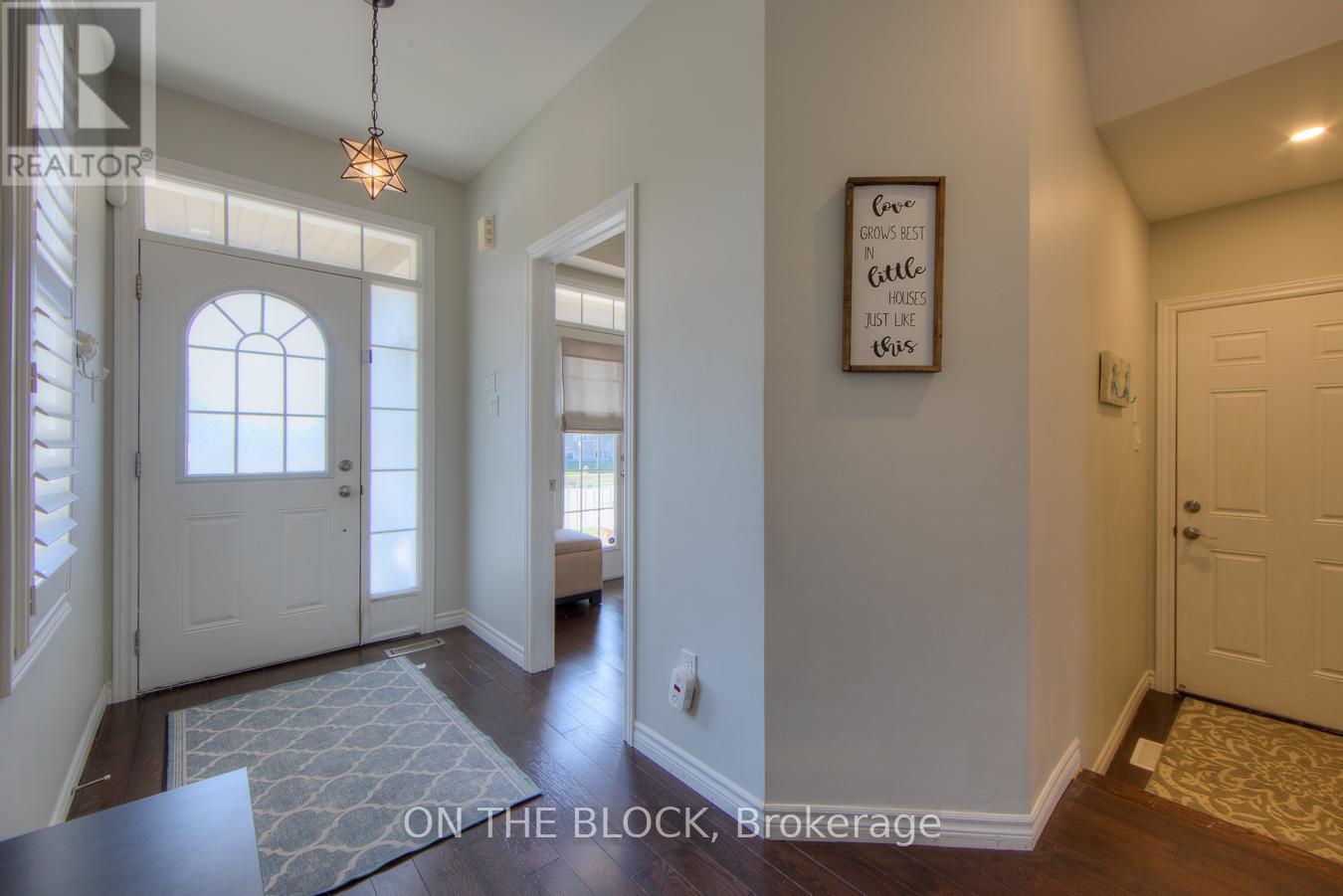 Property at 59 HAWKE CRESCENT image 2