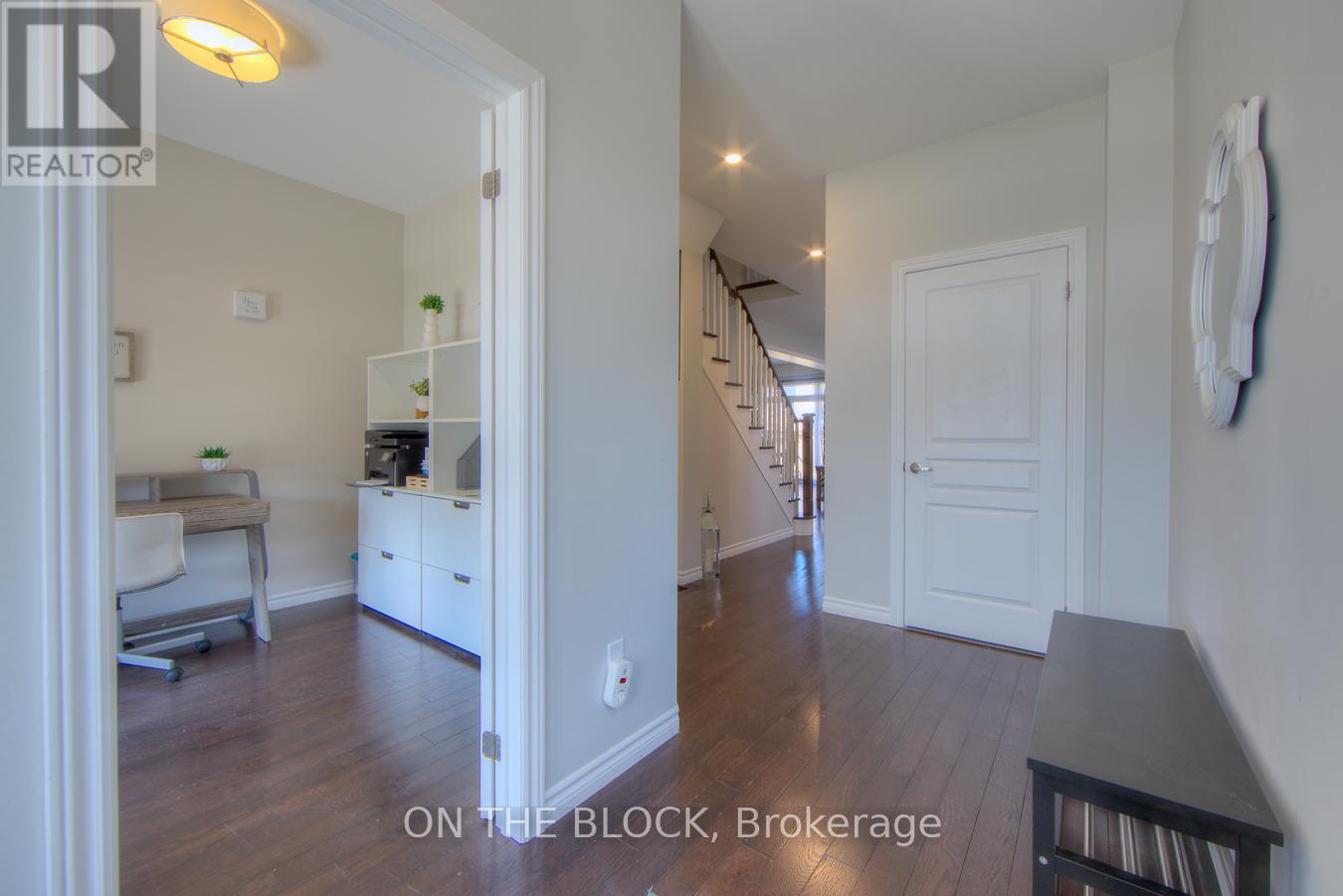 Property at 59 HAWKE CRESCENT image 4