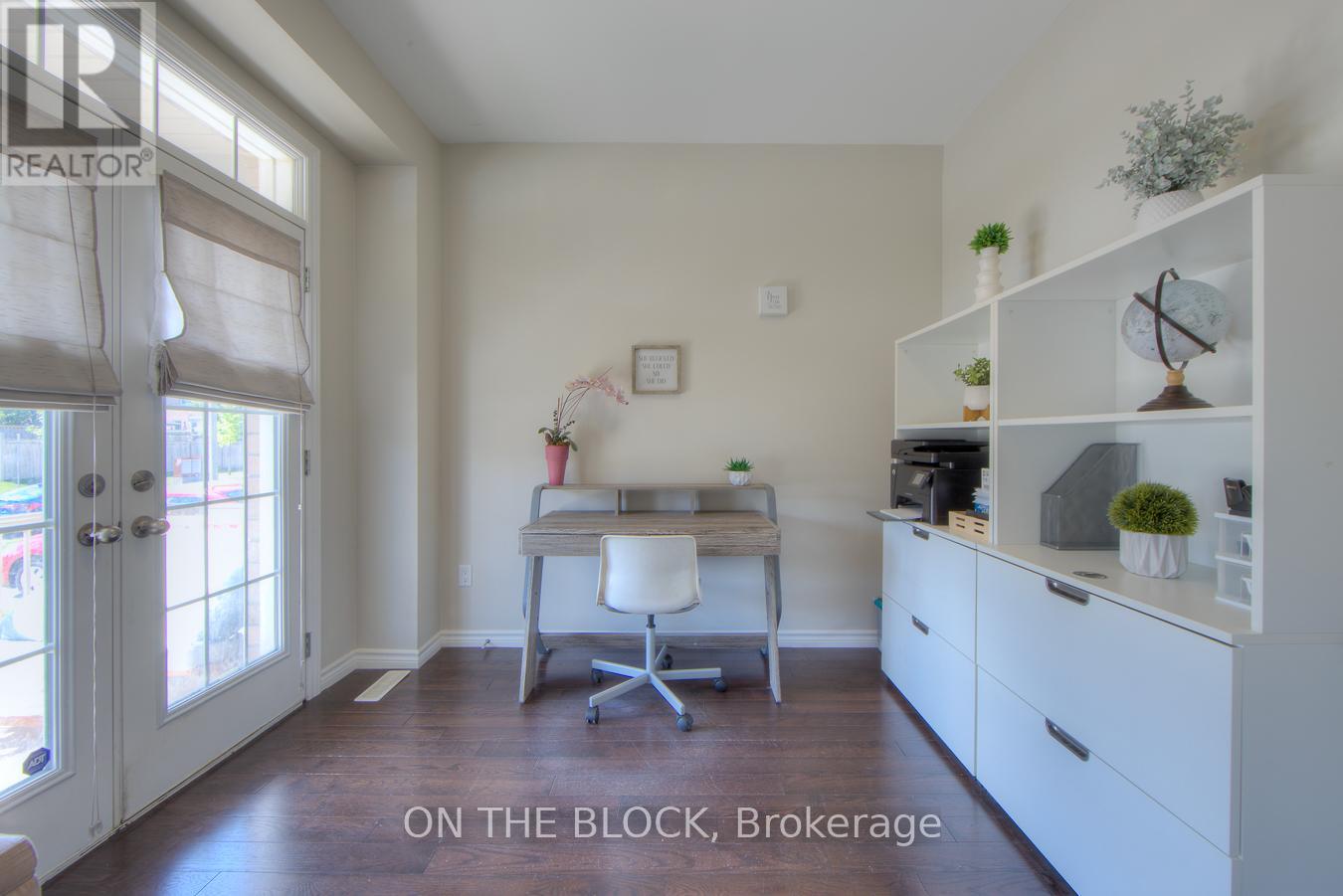 Property at 59 HAWKE CRESCENT image 5