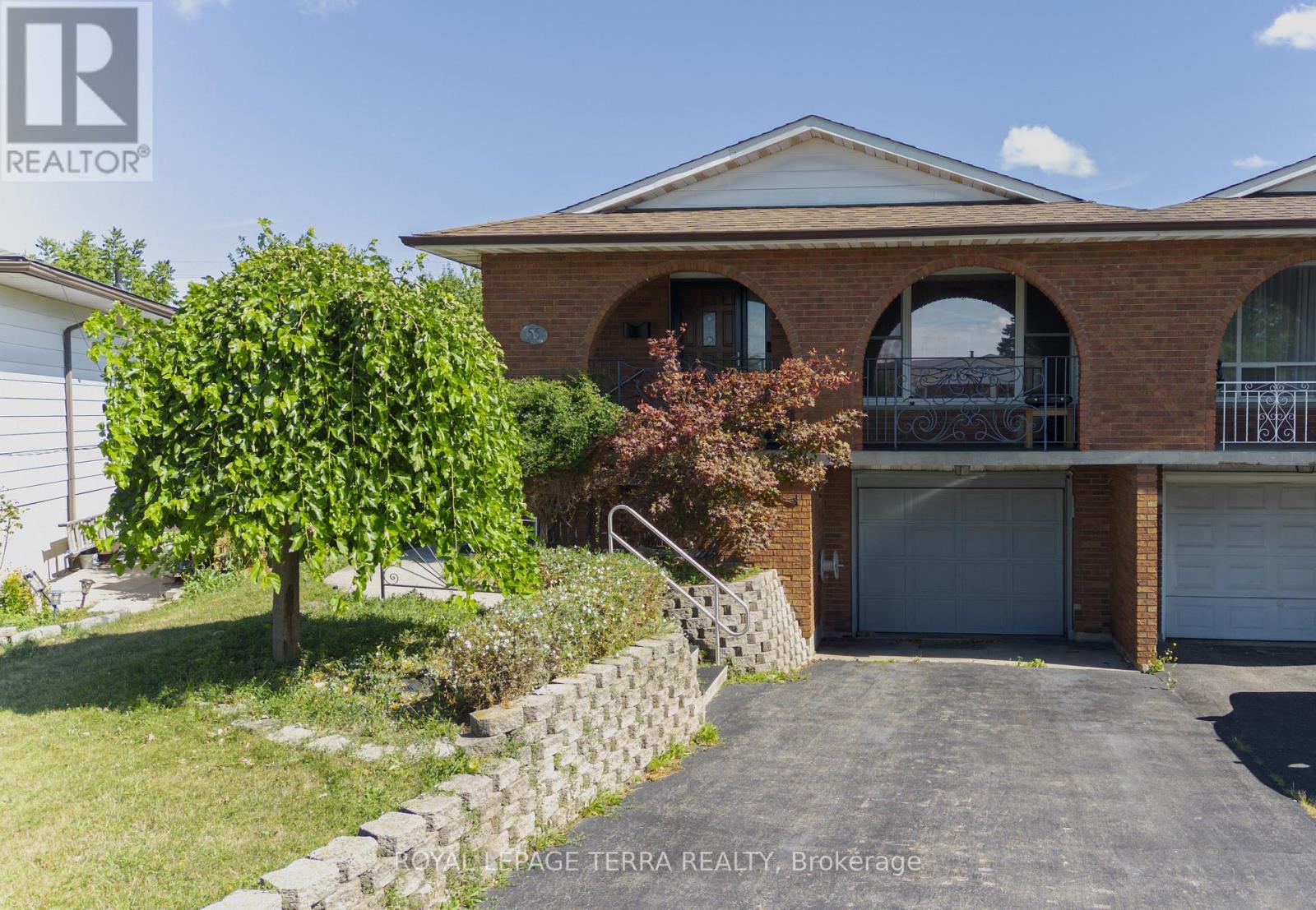 55 Eastbury Drive, Hamilton, Ontario  L8E 2V8 - Photo 3 - X12358432