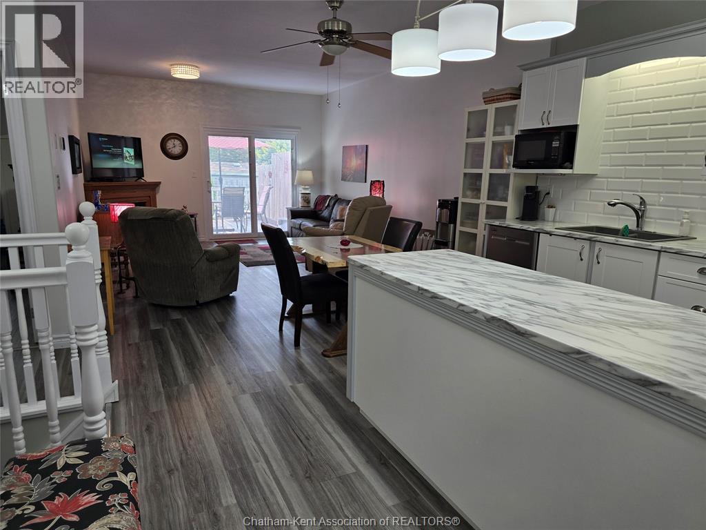 201c Chatham Street South, Blenheim, Ontario  N0P 1A0 - Photo 7 - 25021329
